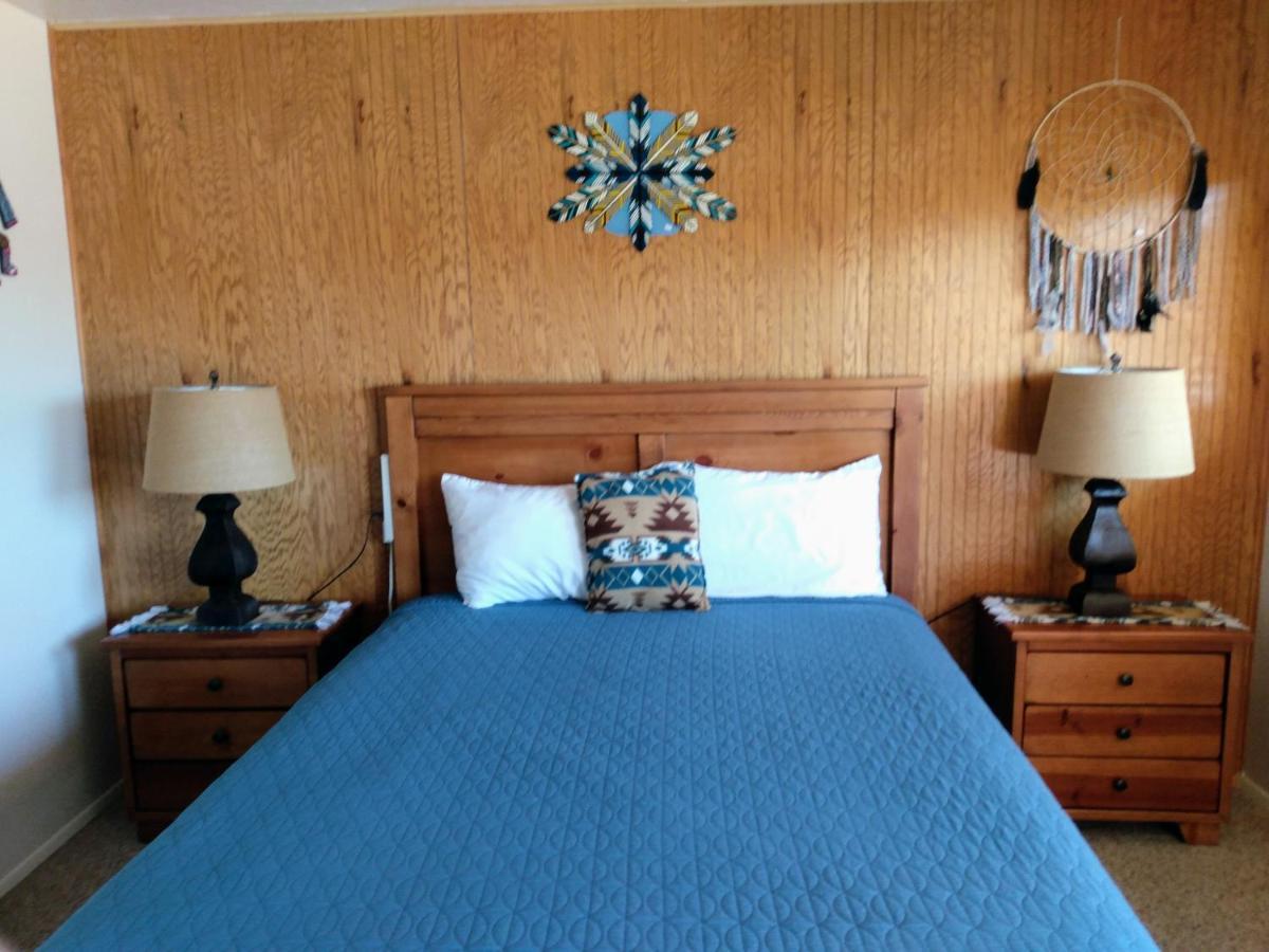 Mokee Motel Bluff Bagian luar foto