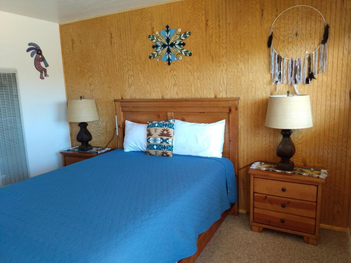 Mokee Motel Bluff Bagian luar foto